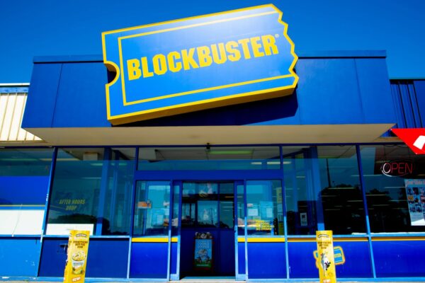 Tipsaholic | Digital Detox: 13 Reasons Childhood Without WiFi Was Pure ...