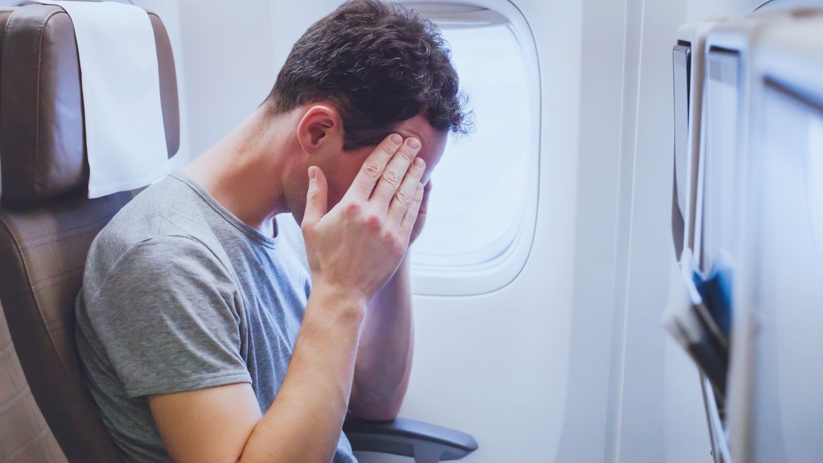 Clear Skies Ahead: 10 Strategies to Combat Headaches During Flights